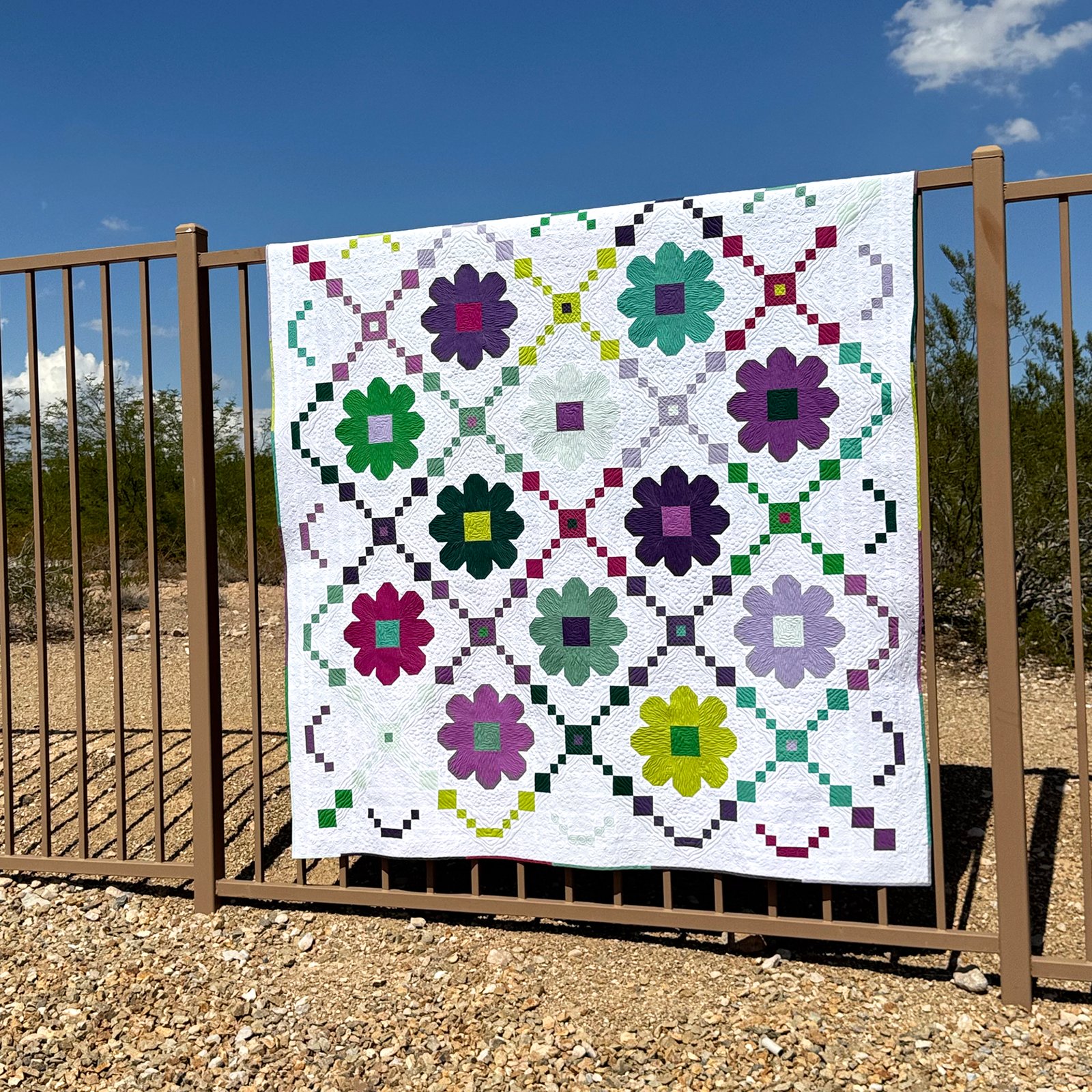 Daisy Chain Quilt Pattern by Christa Watson (CQ141) | Christa Quilts